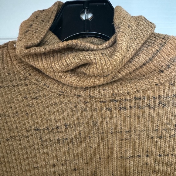 Brown Long Sleeve Turtle Neck - Picture 2 of 2